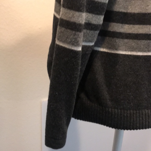 Sweater with Attached Inner Light Weight Sweater Shirt Gray Green Striped M - Picture 9 of 13
